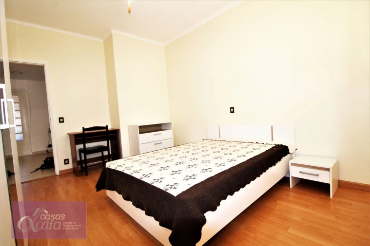 Quarto para Arrendamento em Leiria, Pousos, Barreira e Cortes Foto 3