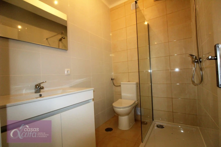 Quarto para Arrendamento em Leiria, Pousos, Barreira e Cortes Foto 7