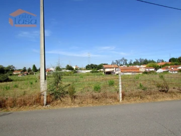 Terreno para Venda em Grijó e Sermonde