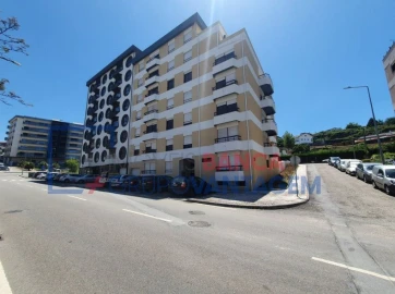 Apartamento T3 para Venda em O. Azeméis, Riba-Ul, Ul, Macinhata Seixa, Madail