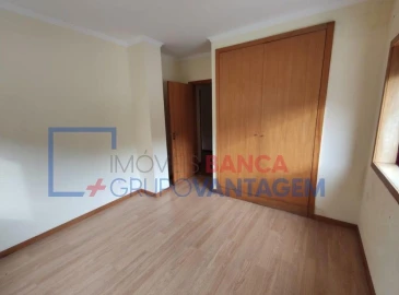 Apartamento T3 para Venda em O. Azeméis, Riba-Ul, Ul, Macinhata Seixa, Madail