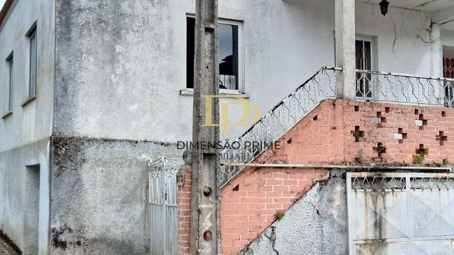Loja para Venda em Poiares e Canelas