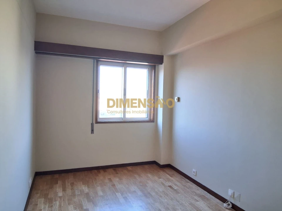 Apartamento T4 para Arrendamento em Matosinhos e Leça da Palmeira Foto 15