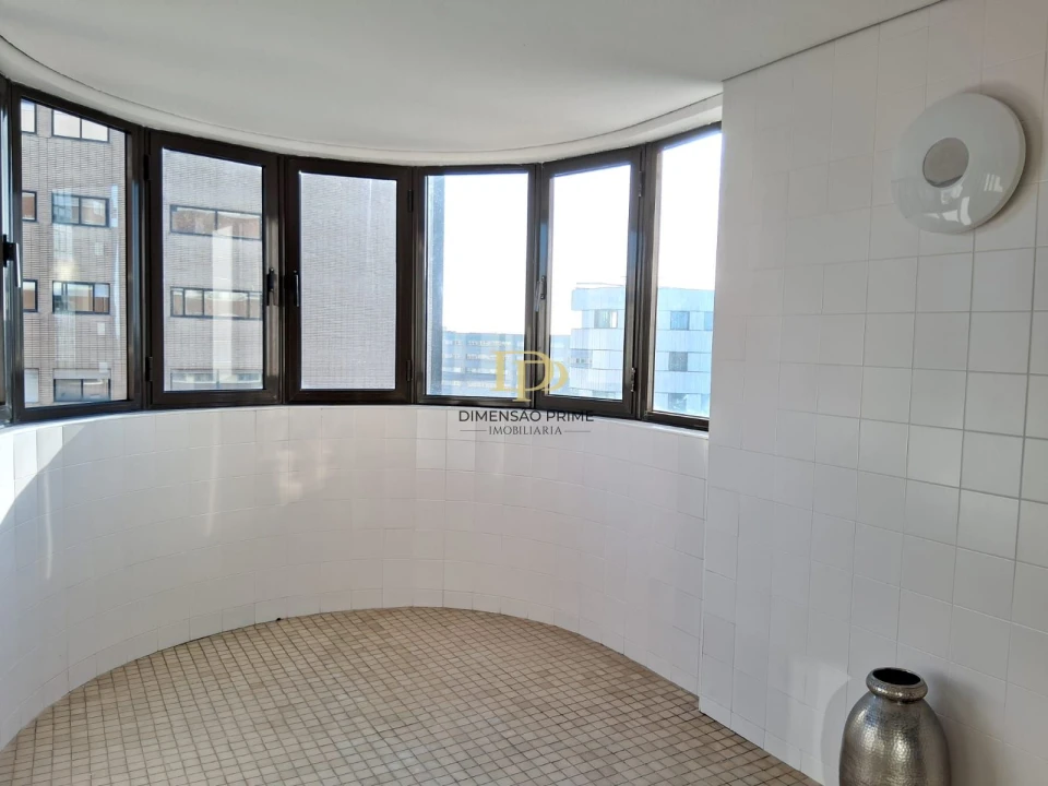 Apartamento T4 para Arrendamento em Matosinhos e Leça da Palmeira Foto 3