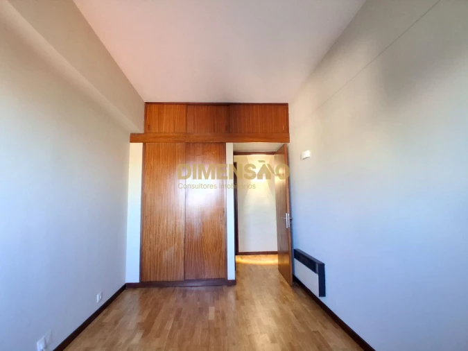 Apartamento T4 para Arrendamento em Matosinhos e Leça da Palmeira Foto 14