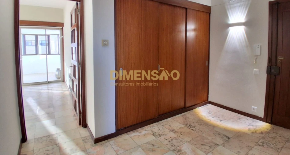 Apartamento T4 para Arrendamento em Matosinhos e Leça da Palmeira Foto 24