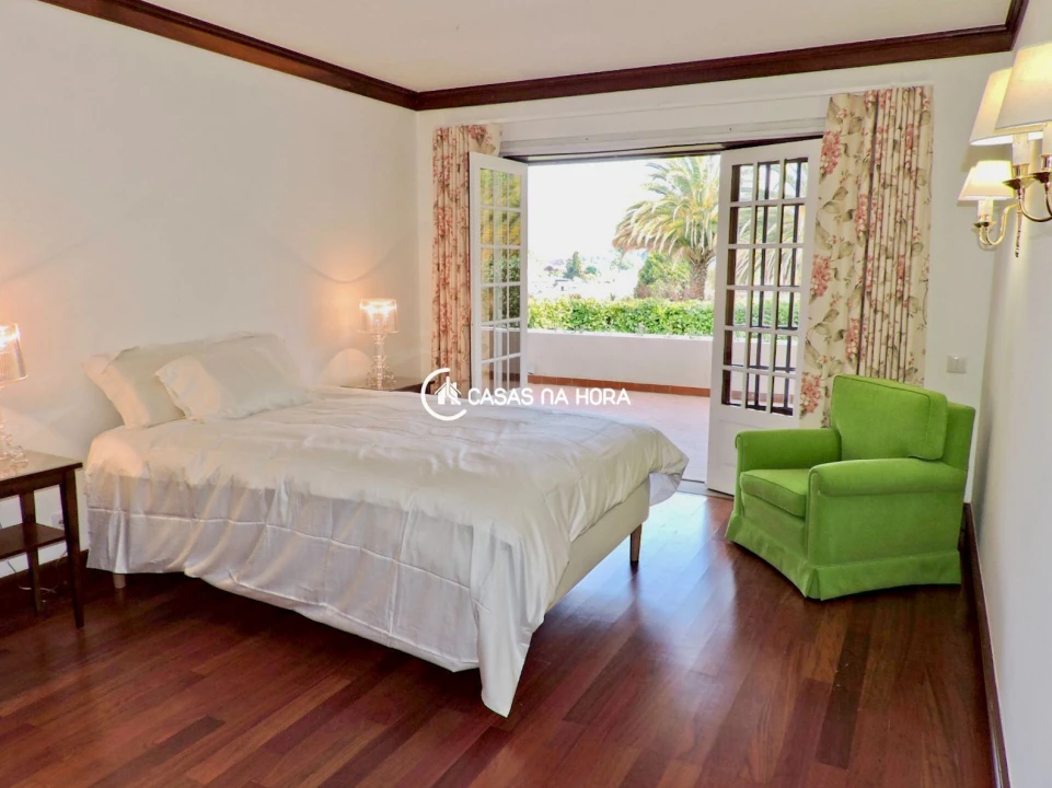 Apartamento T5 para Arrendamento em Lordelo Foto 13