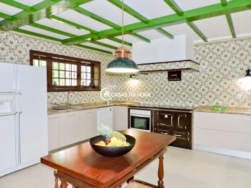 Apartamento T5 para Arrendamento em Lordelo