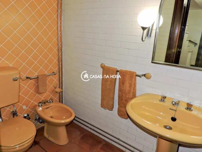 Apartamento T5 para Arrendamento em Lordelo Foto 20