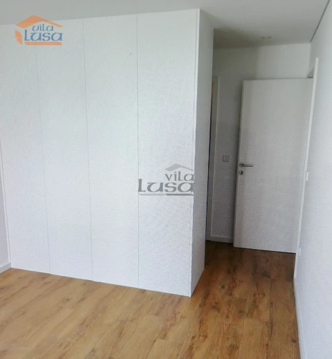 Apartamento T2 para Arrendamento em Paranhos