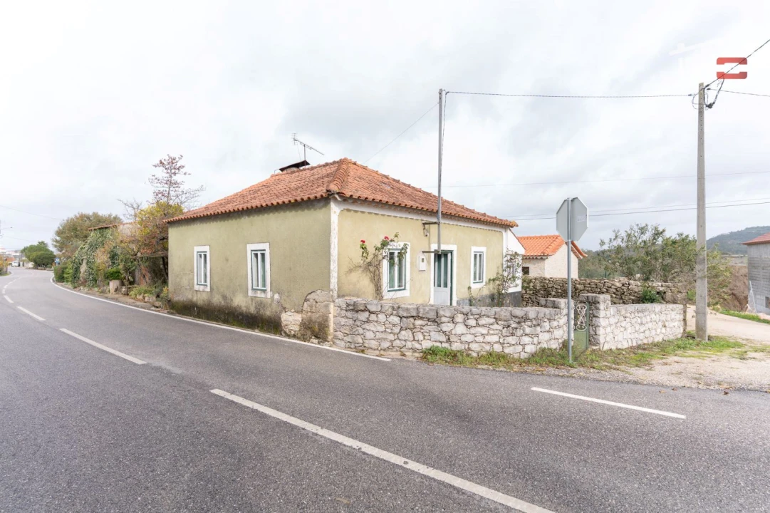 Moradia T2 para Venda em Atouguia Foto 22