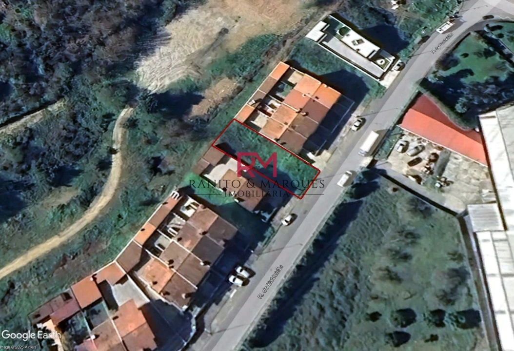 Terreno para Venda em Campo e Sobrado Foto 11