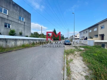 Terreno para Venda em Campo e Sobrado