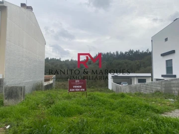 Terreno para Venda em Campo e Sobrado