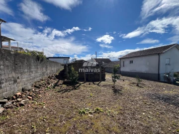 Quinta T0 para Venda em Moure