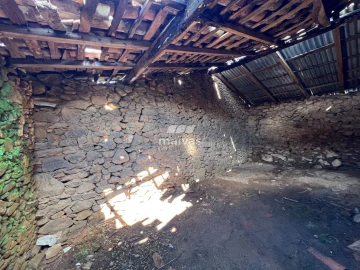 Quinta T0 para Venda em Moure