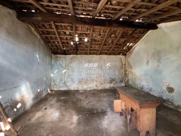 Quinta T0 para Venda em Moure