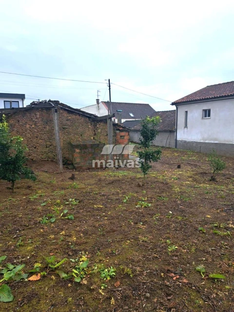 Quinta T0 para Venda em Moure