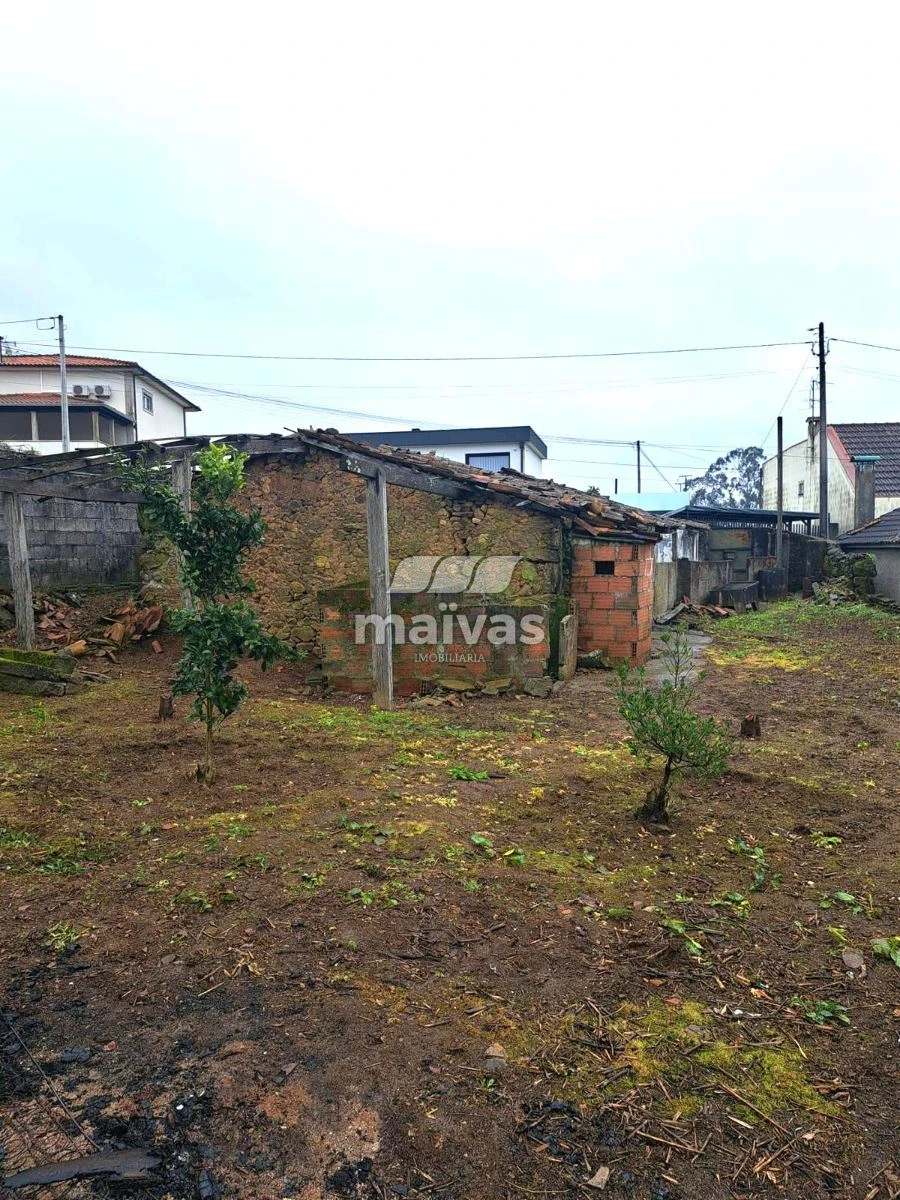 Quinta T0 para Venda em Moure Foto 3
