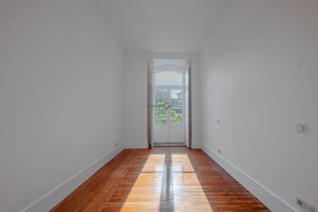 Apartamento T1 para Arrendamento em Santa Maria Maior Foto 19
