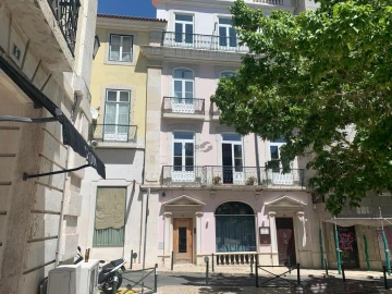 Apartamento T1 para Arrendamento em Santa Maria Maior