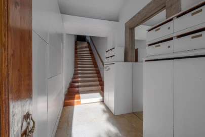 Apartamento T1 para Arrendamento em Santa Maria Maior