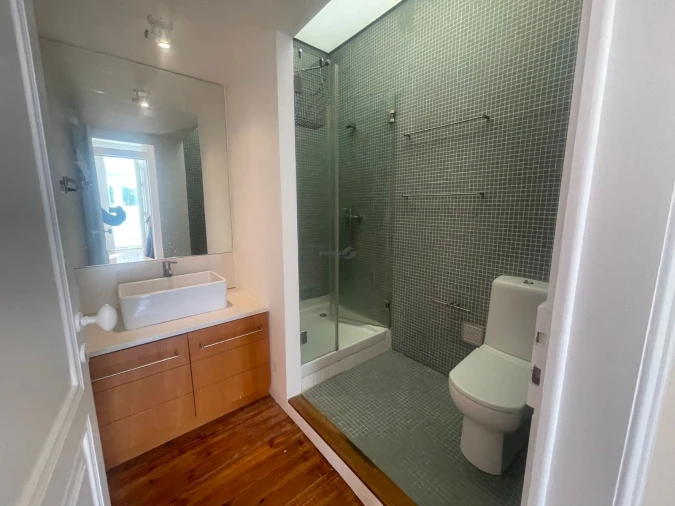 Apartamento T1 para Arrendamento em Santa Maria Maior Foto 7