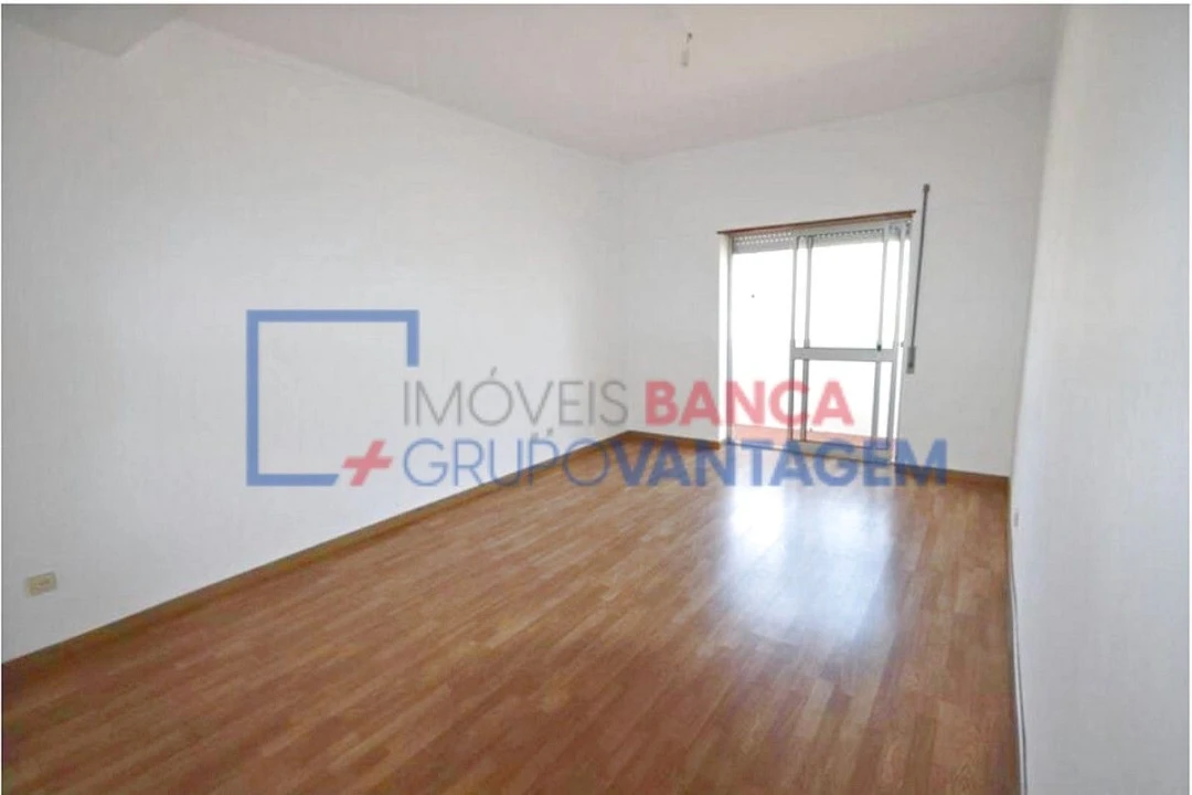 Apartamento T3 para Venda em Baixa da Banheira e Vale da Amoreira Foto 4