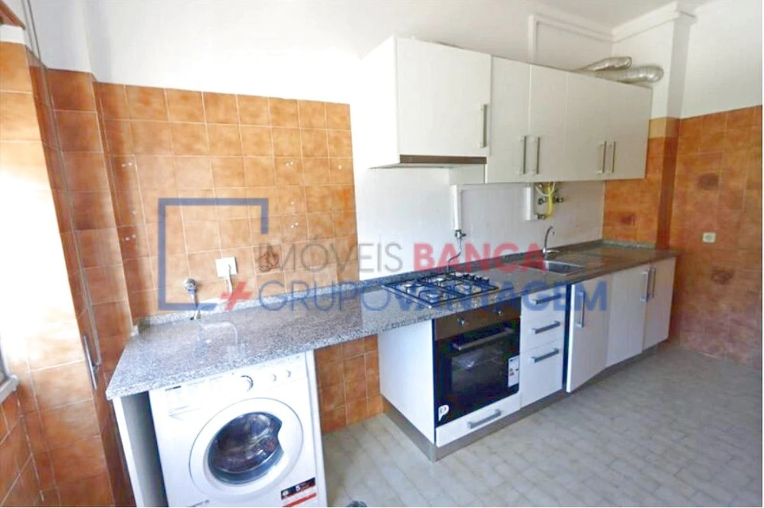 Apartamento T3 para Venda em Baixa da Banheira e Vale da Amoreira Foto 6