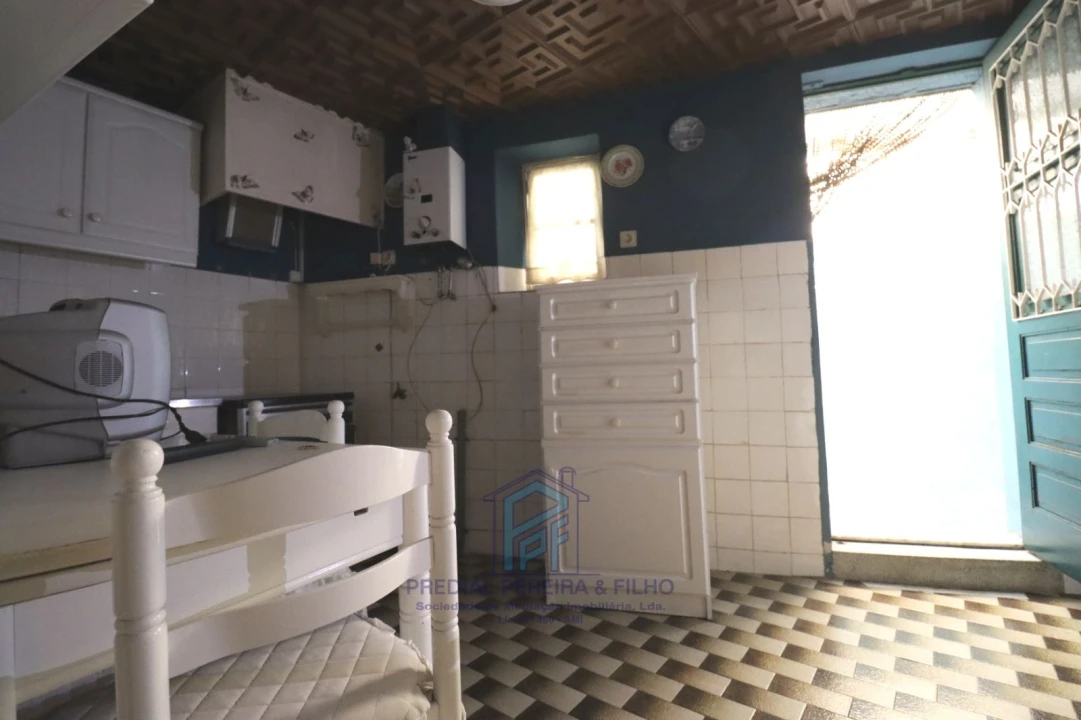 Moradia T4 para Venda em Rio Tinto Foto 6