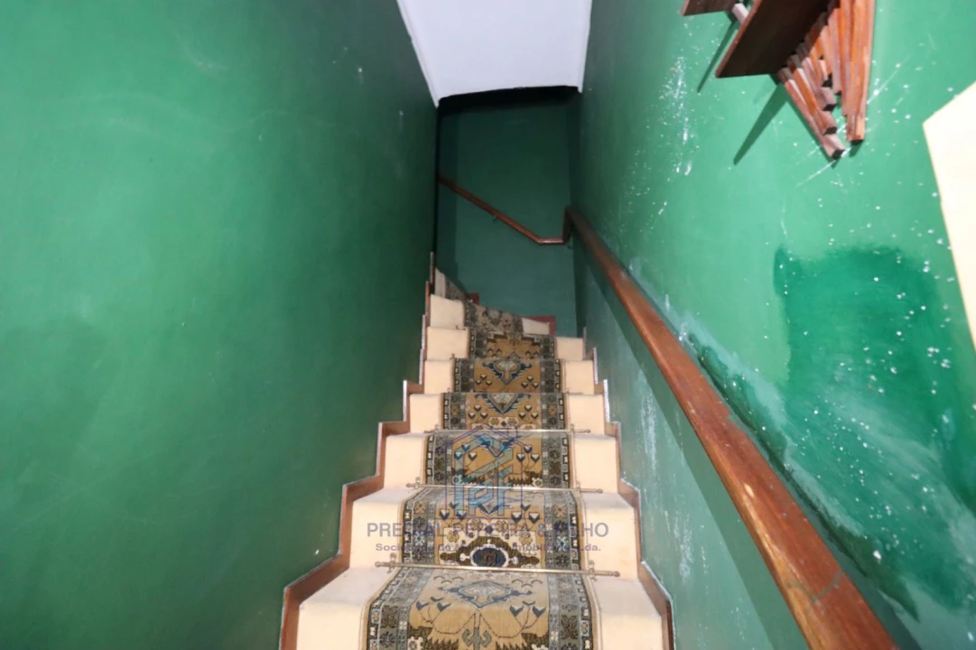 Moradia T4 para Venda em Rio Tinto Foto 12