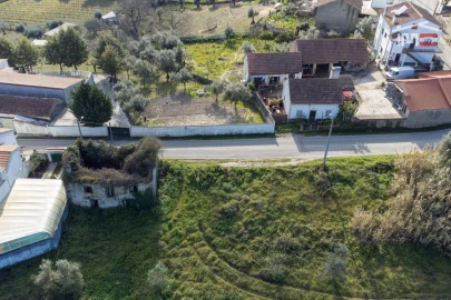 Terreno para Venda em Gondemaria e Olival