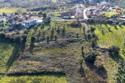 Terreno para Venda em Gondemaria e Olival