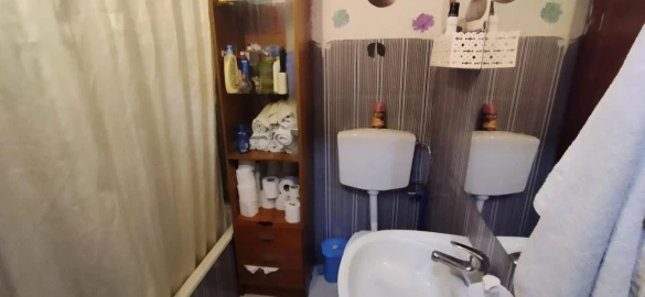 Moradia T6 para Venda em Laranjeiro e Feijó