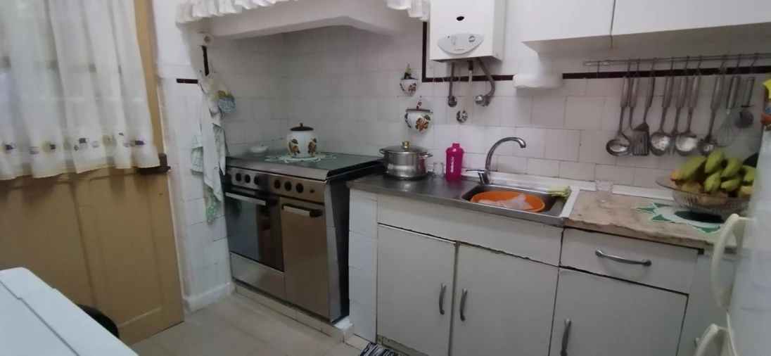 Moradia T6 para Venda em Laranjeiro e Feijó Foto 9