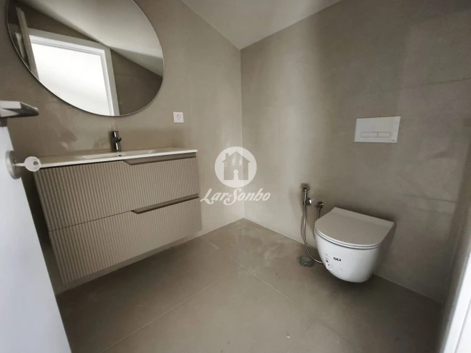 Apartamento T4 para Venda em Arcozelo Foto 13