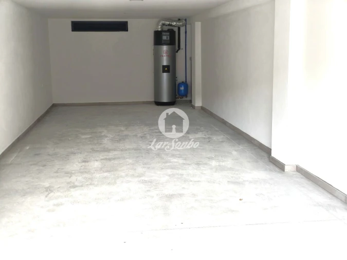 Apartamento T4 para Venda em Arcozelo Foto 19