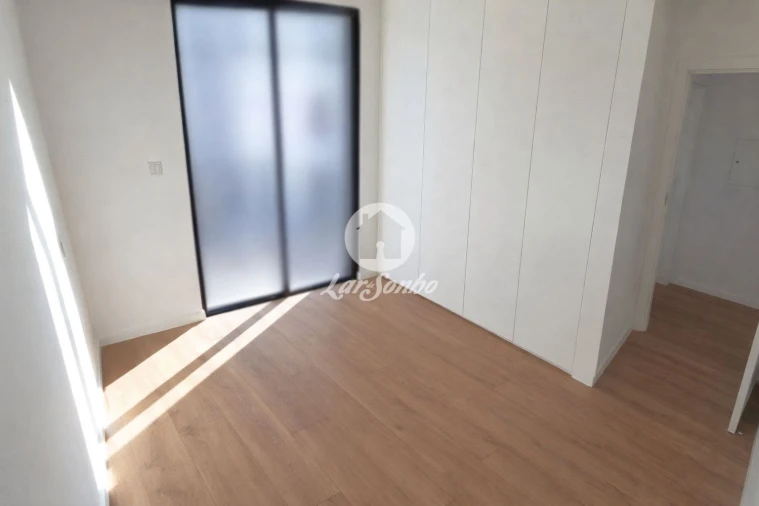 Moradia T2 para Venda em Lijo Foto 12