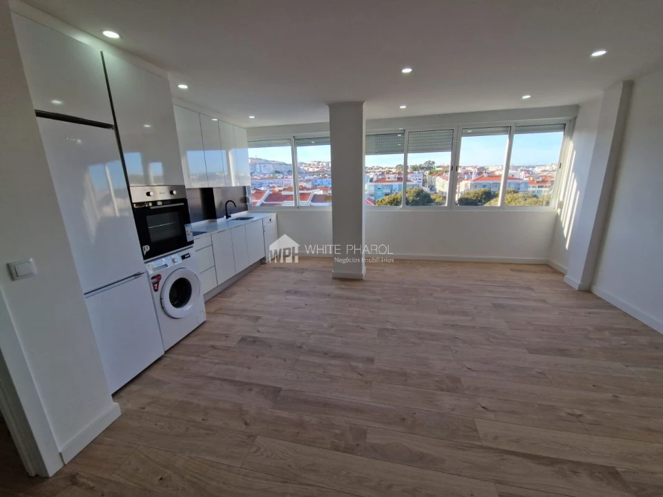 Apartamento T4 para Venda em Águas Livres Foto 6