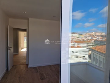 Apartamento T4 para Venda em Águas Livres