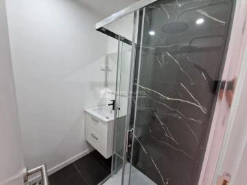 Apartamento T4 para Venda em Águas Livres