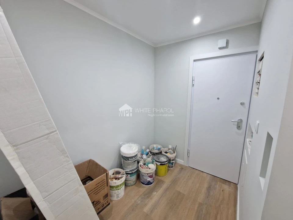 Apartamento T1 para Venda em Águas Livres Foto 10