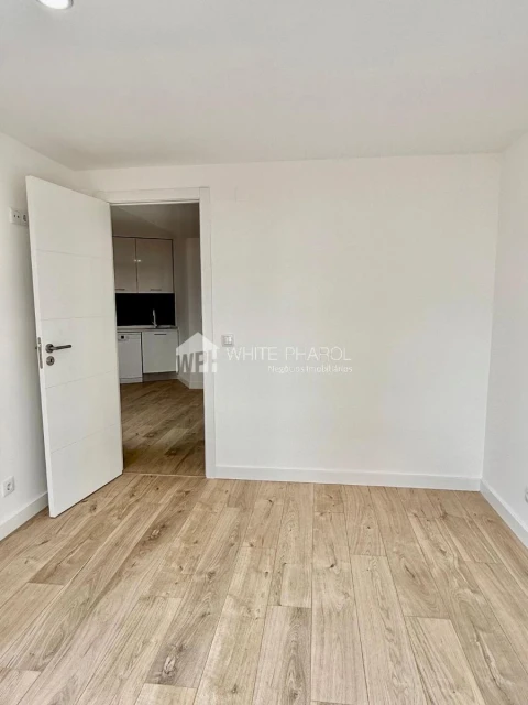 Apartamento T1 para Venda em Águas Livres