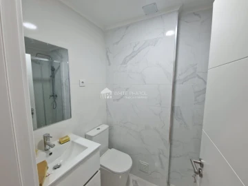 Apartamento T1 para Venda em Águas Livres