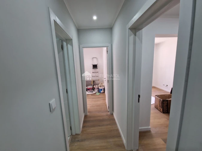 Apartamento T1 para Venda em Águas Livres Foto 16