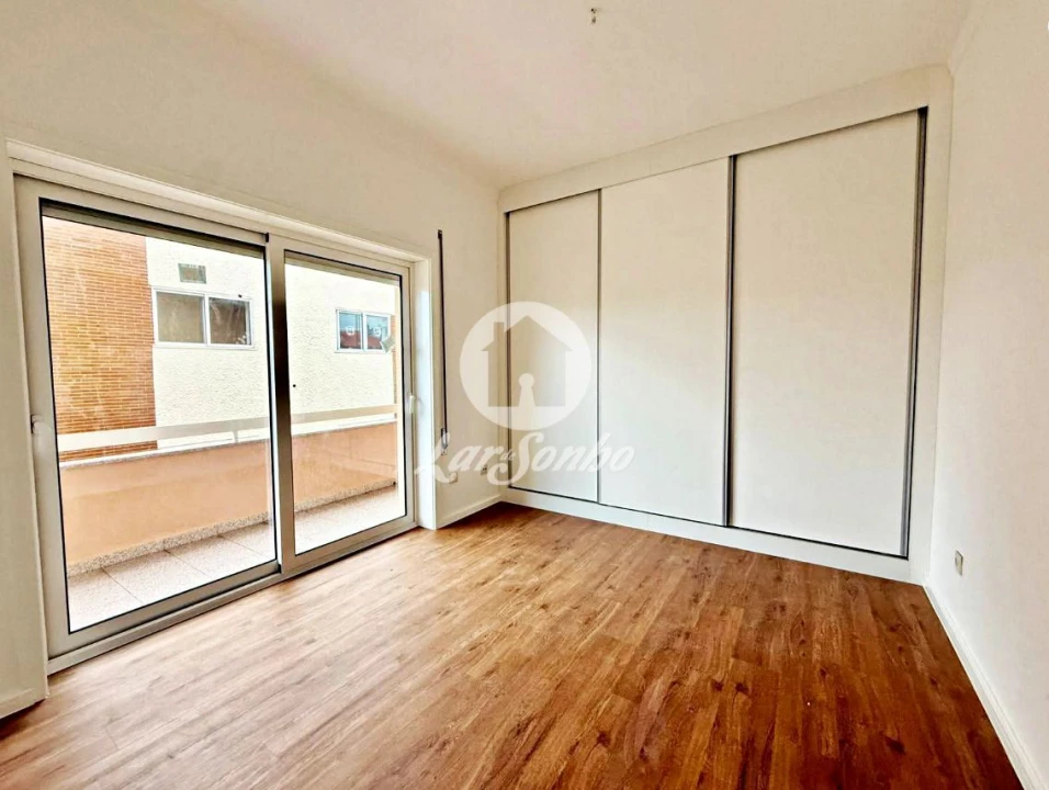 Apartamento T3 para Venda em Aguas Santas Foto 13