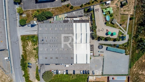 Armazém para Venda em Alfena