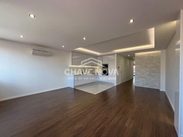 Apartamento T3 para Venda em Ramalde