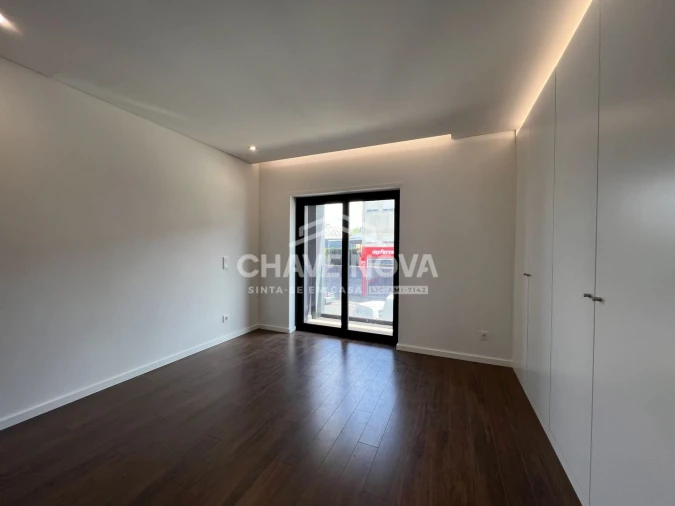 Apartamento T3 para Venda em Ramalde Foto 8