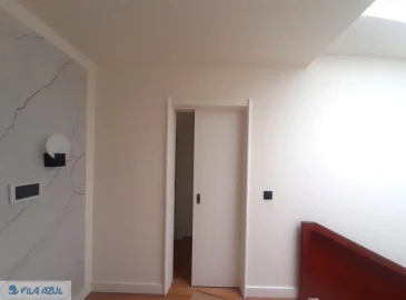 Moradia T4 para Venda em Gulpilhares e Valadares